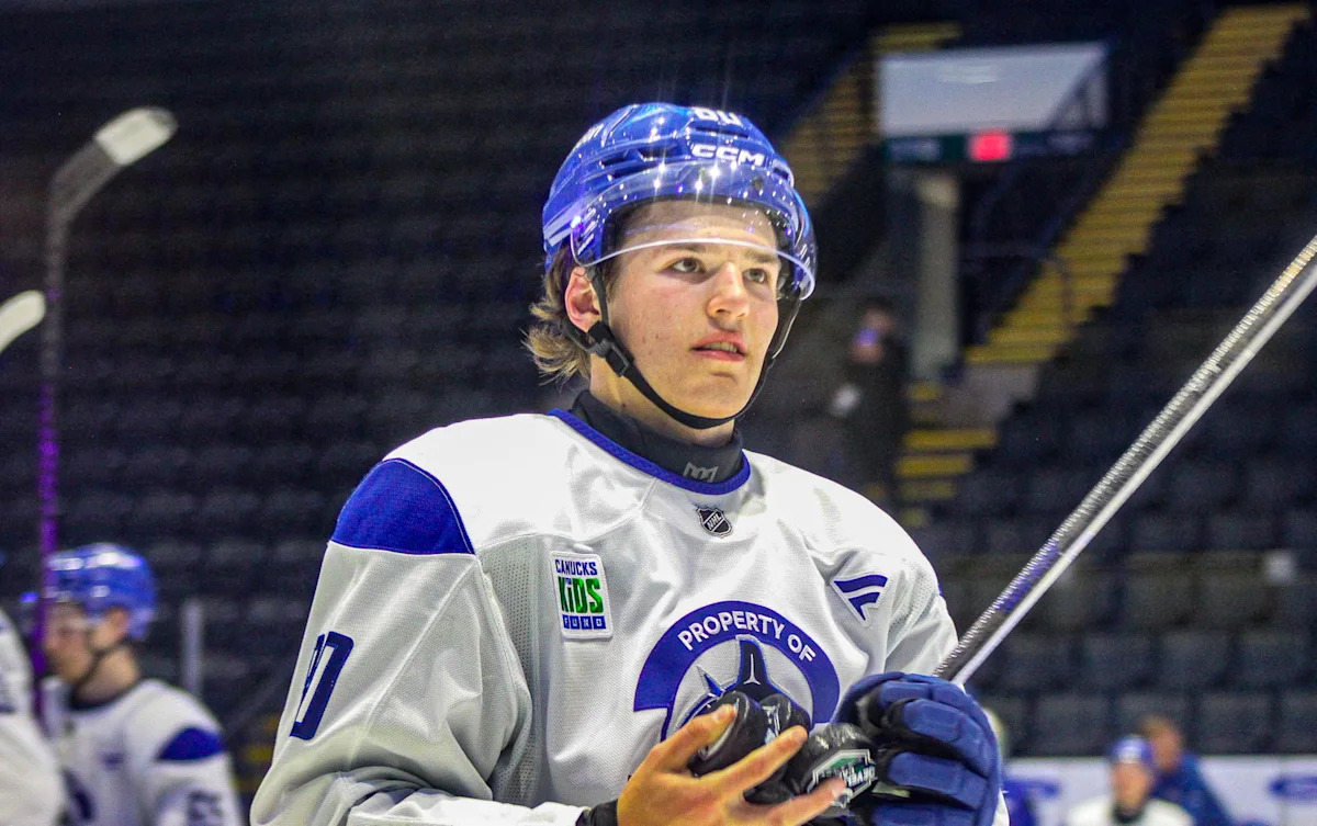 Kraken Defeat Canucks 4-2 in Preseason Opener Featuring Young Lineups