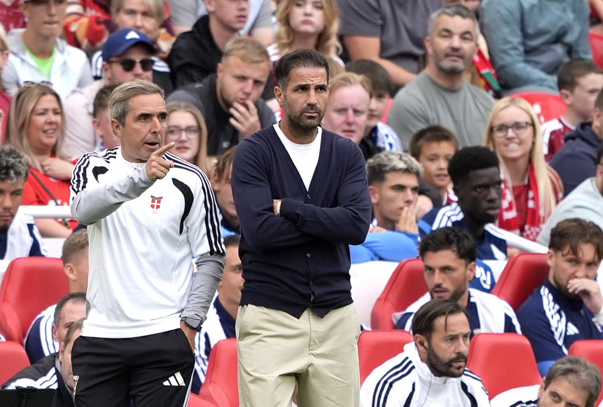 Cesc Fàbregas Reportedly Holds Exit Clause Allowing Future Moves to Elite Clubs