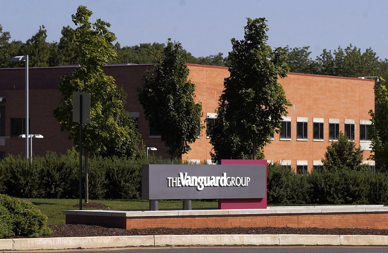 Institutional Investors Disclose New Stakes Across Several Popular Vanguard ETFs
