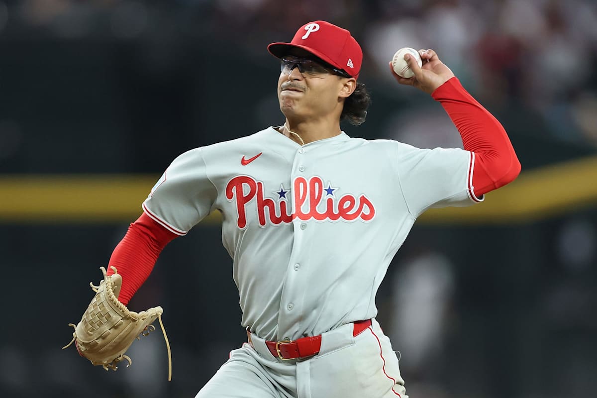 Jesús Luzardo pitches a complete-game shutout to help the Phillies edge the Braves.