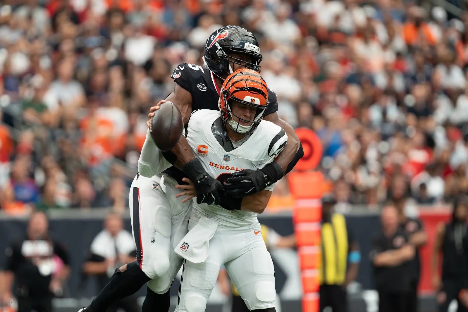 Texans Drop to 0-2 Following Scoreless Red-Zone Struggles Against Bengals