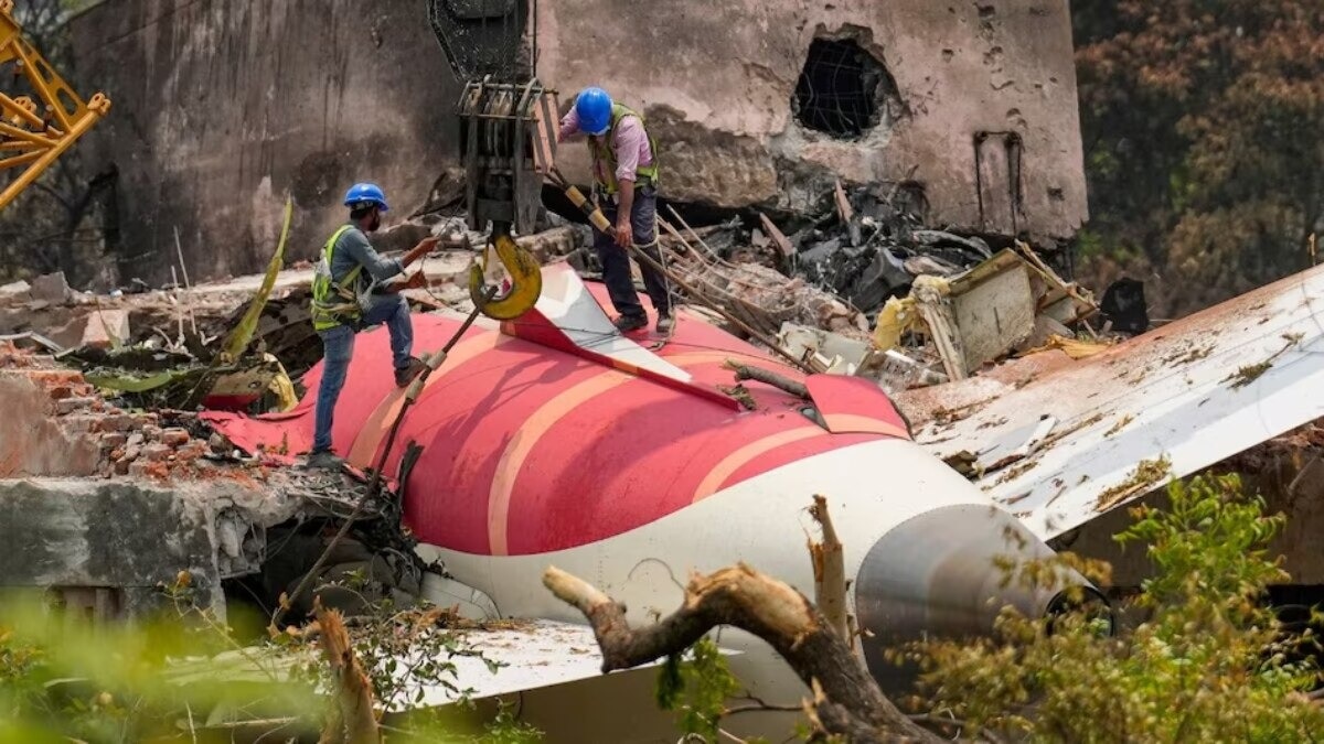 Indian Pilots Seek Inclusion in Air India Crash Investigation Review Panel