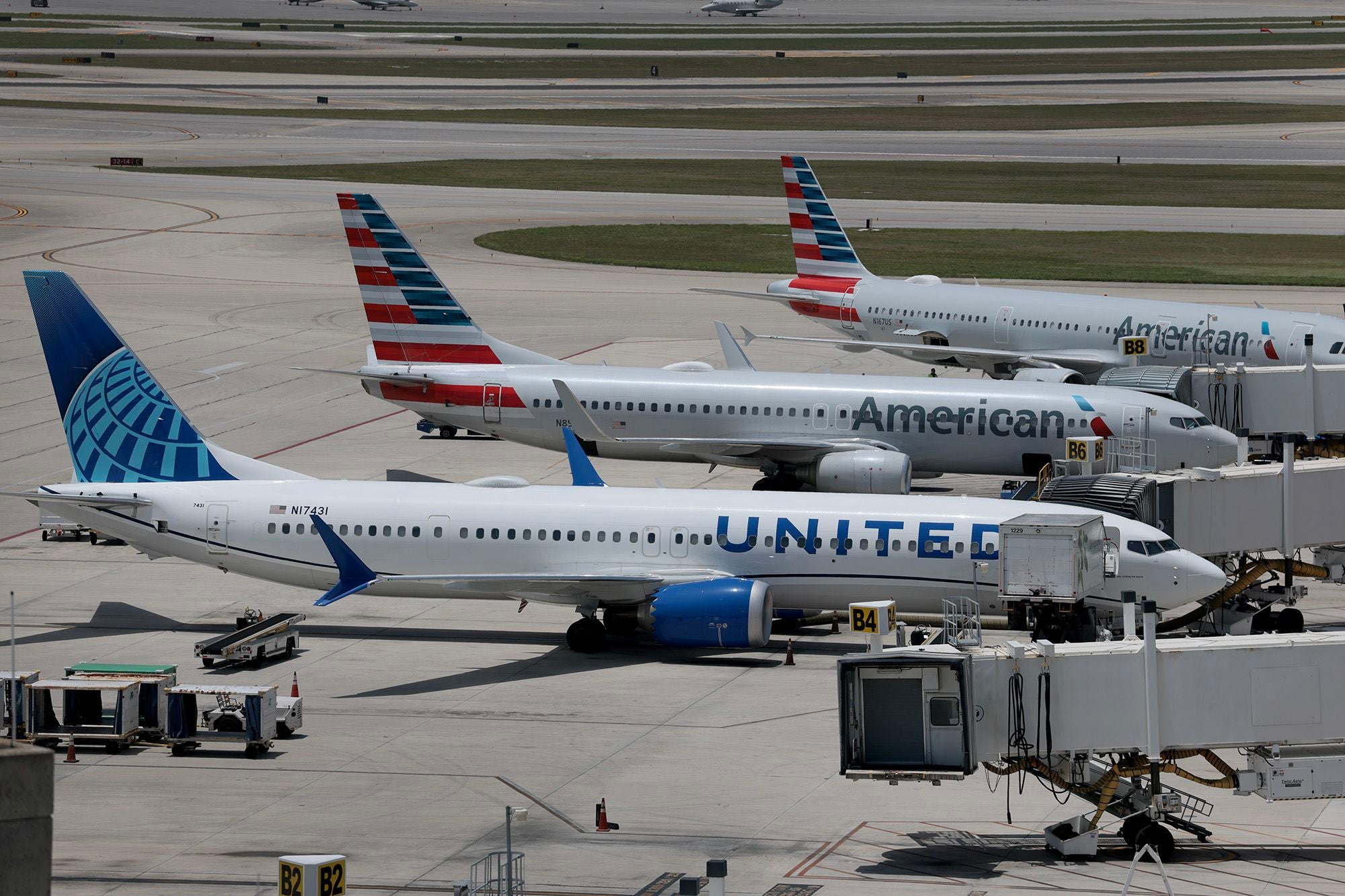 American Airlines plans major premium seating expansion to close profitability gap with rivals.