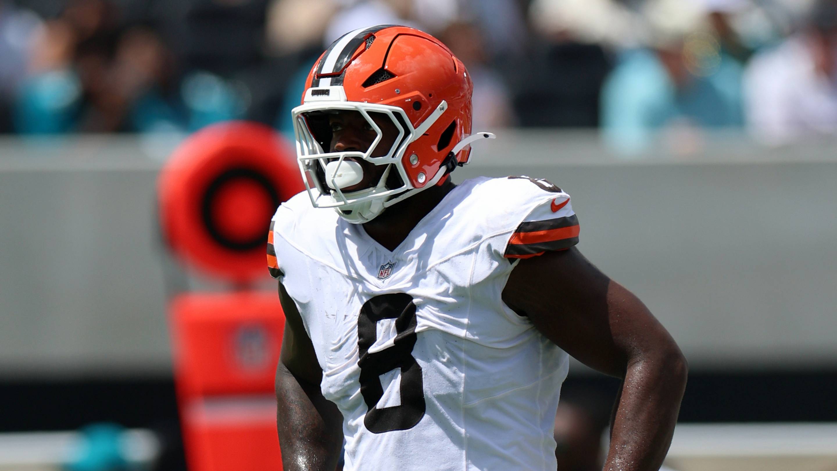 Browns Host Carolina Panthers While Seeking Breakthrough for Stalled Rushing Attack