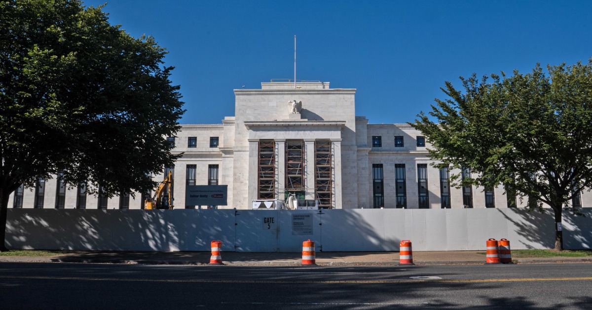 Inspector general report finds former Fed Chair Jerome Powell broke no laws in renovations.