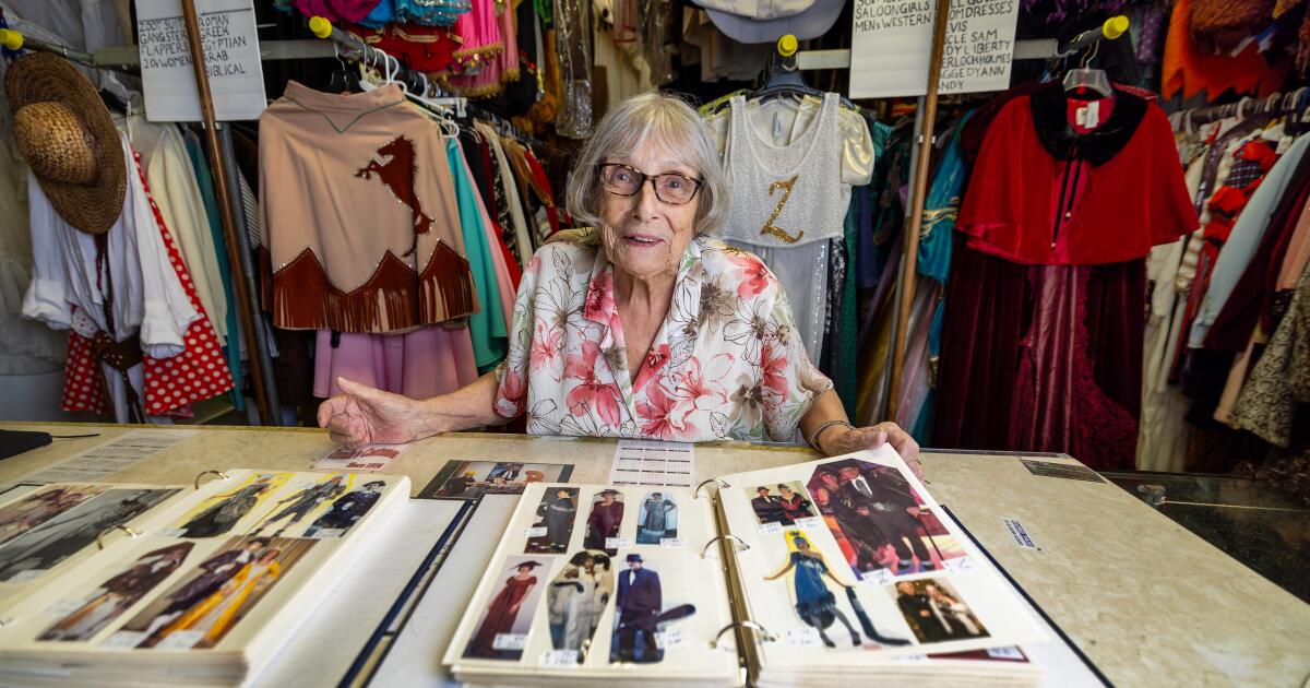 Five-Decade Hollywood Costume Designer Plans LA Auction