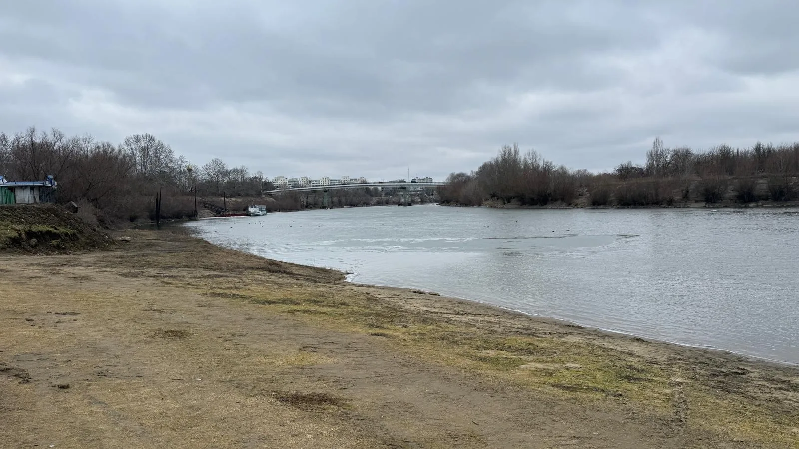 Moldova Seeks Sixty-Day Emergency Over Low Dniester River Levels and Energy Risks