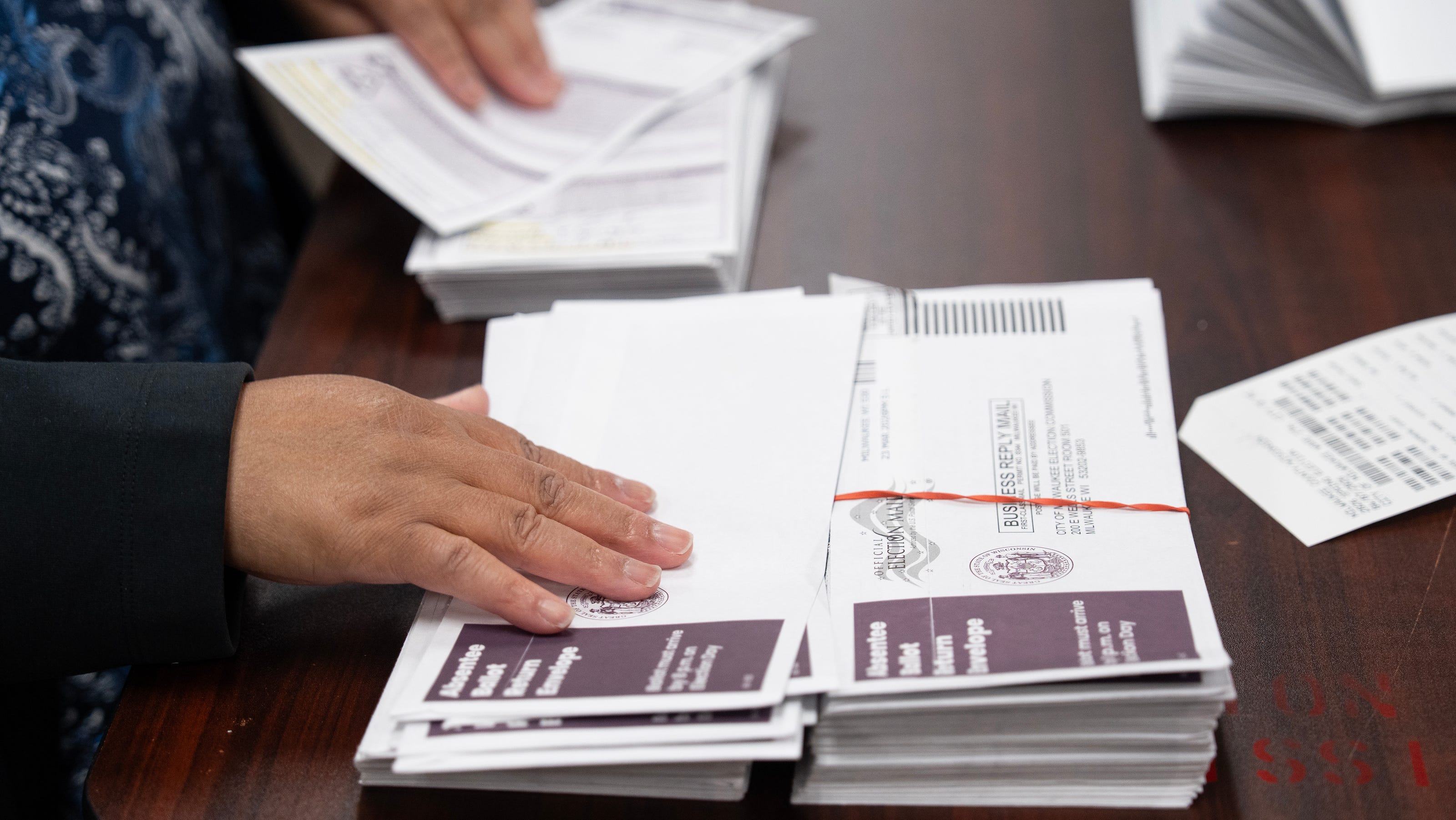 Hawaii mail voting moves forward as officials prepare for potential legal ballot reprints.