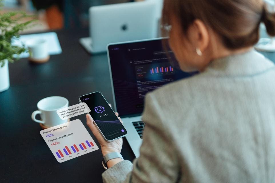 Marketers Face Growing Trust, Data Control, and Measurement Challenges in AI