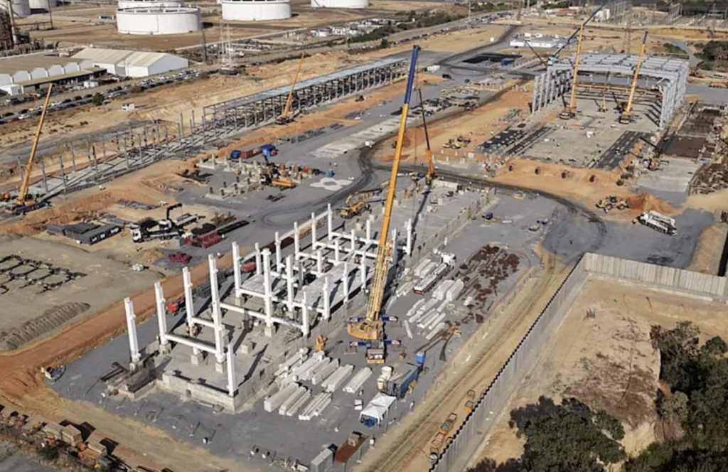 Moeve begins construction on Europe's largest green hydrogen project in Spain.