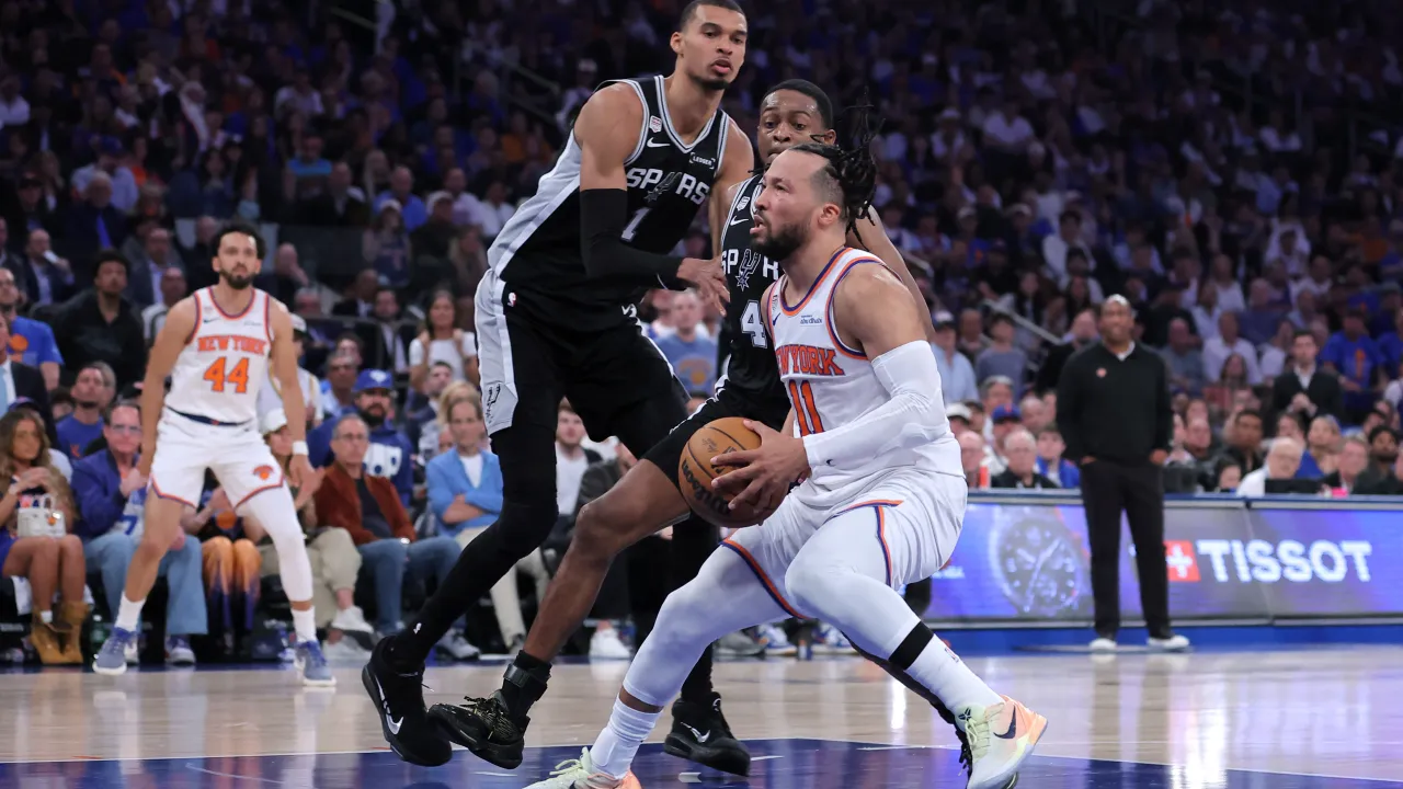 Knicks Add Five on Camp Deals, Explore Center Trades