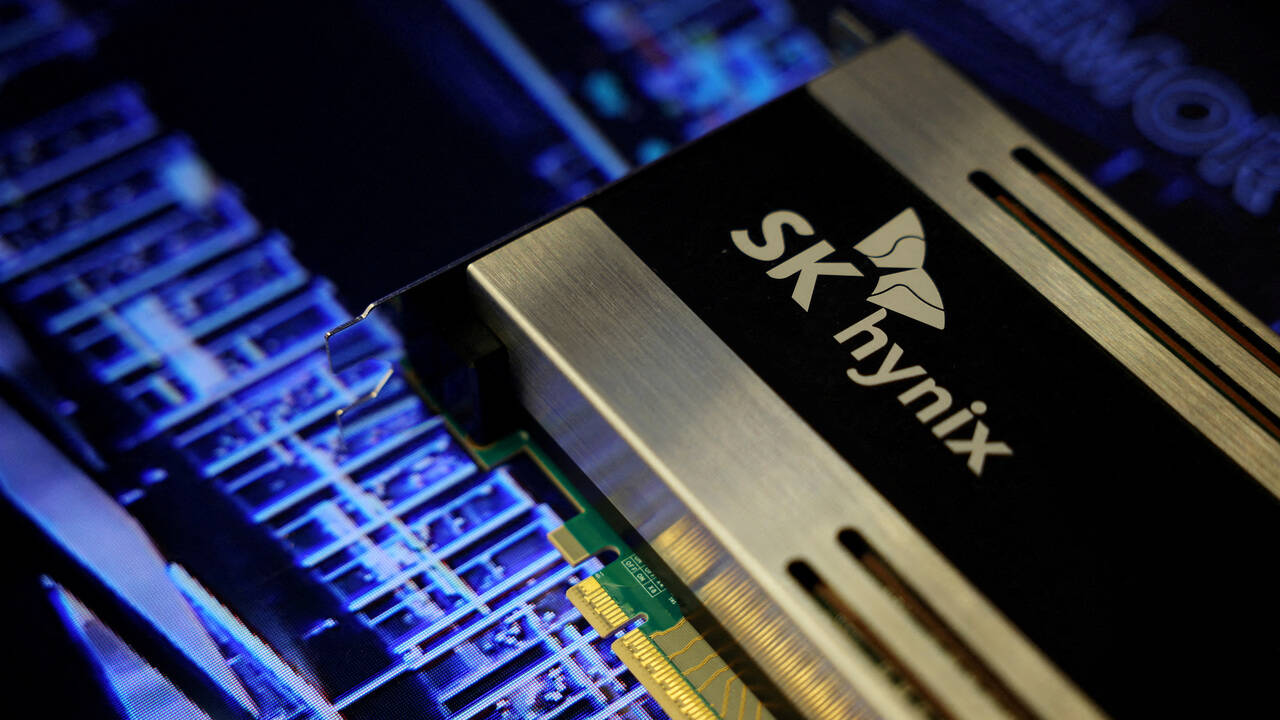 SK hynix subsidiary Solidigm evaluates building its first U.S. NAND factory in New York.