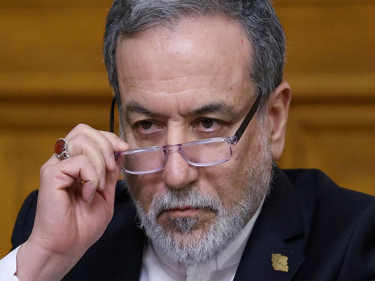 Iran offers a seven-day plan to restore Hormuz shipping linked to Yemen actions.