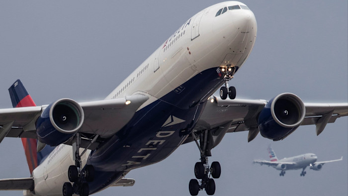 European Airport Expansion Risks Climate-Budget Overshoot