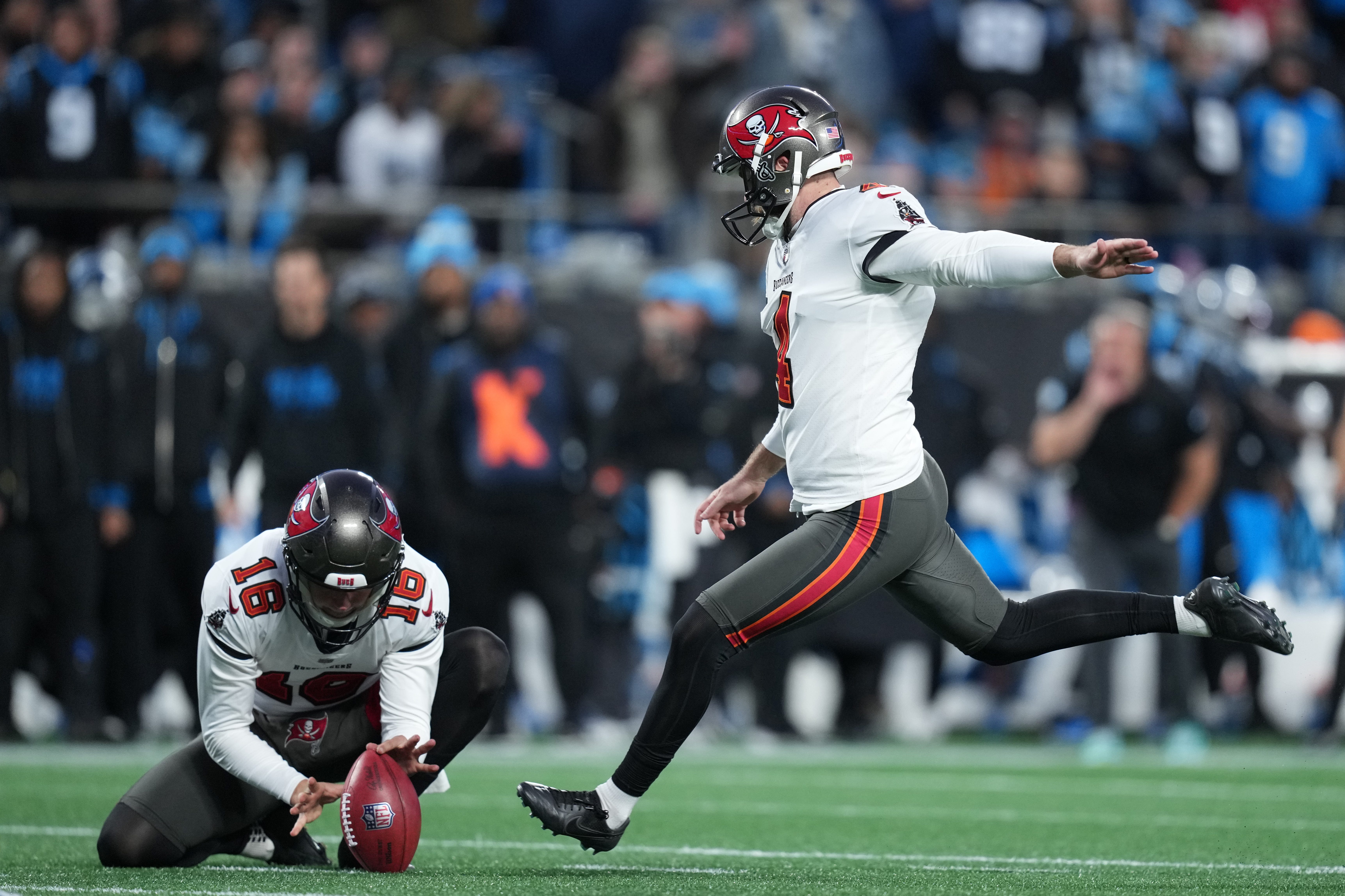 Discover top Week 1 fantasy football kicker streamers available in your league.