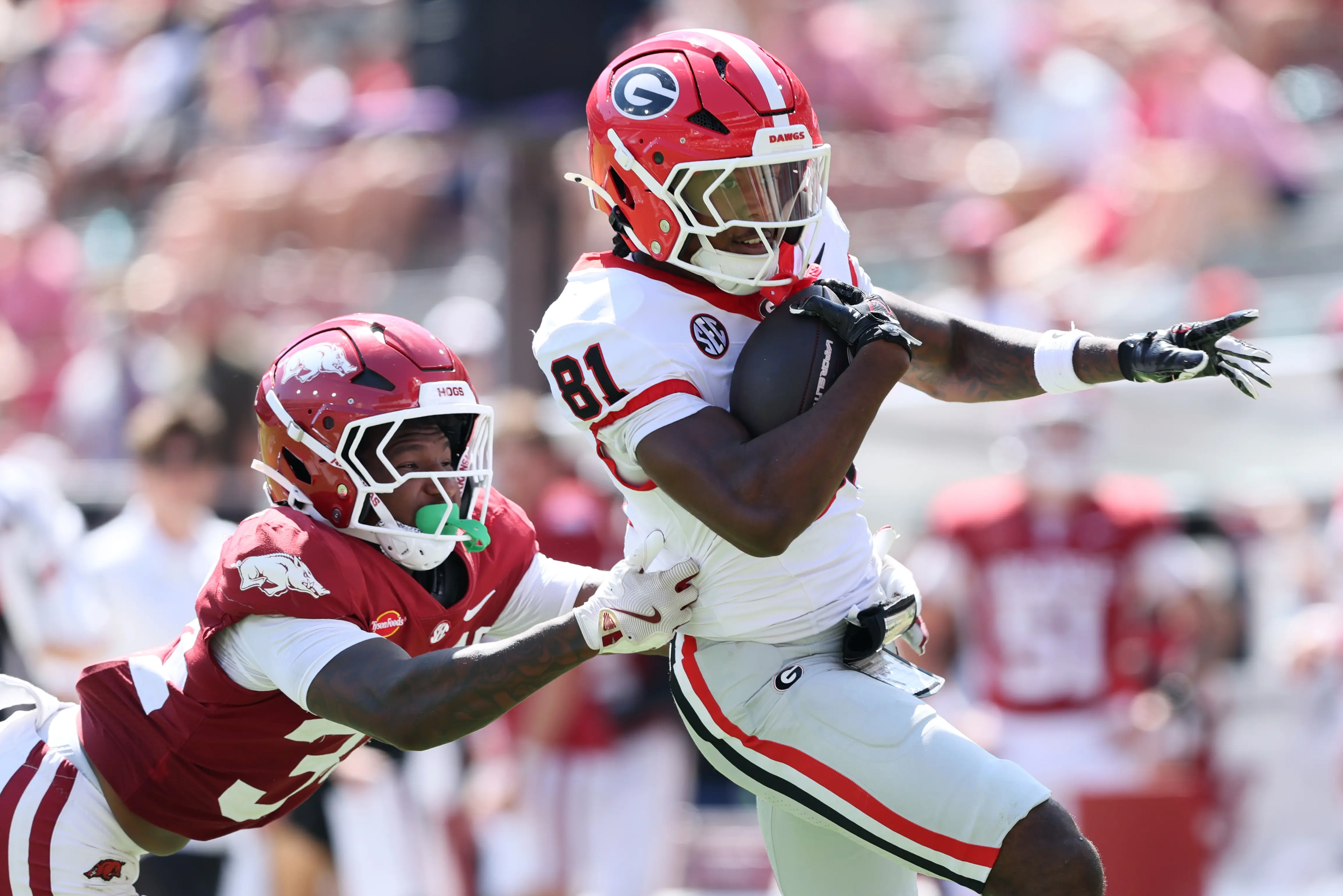 Unranked Oklahoma Faces No. 2 Georgia in High-Stakes SEC Opener