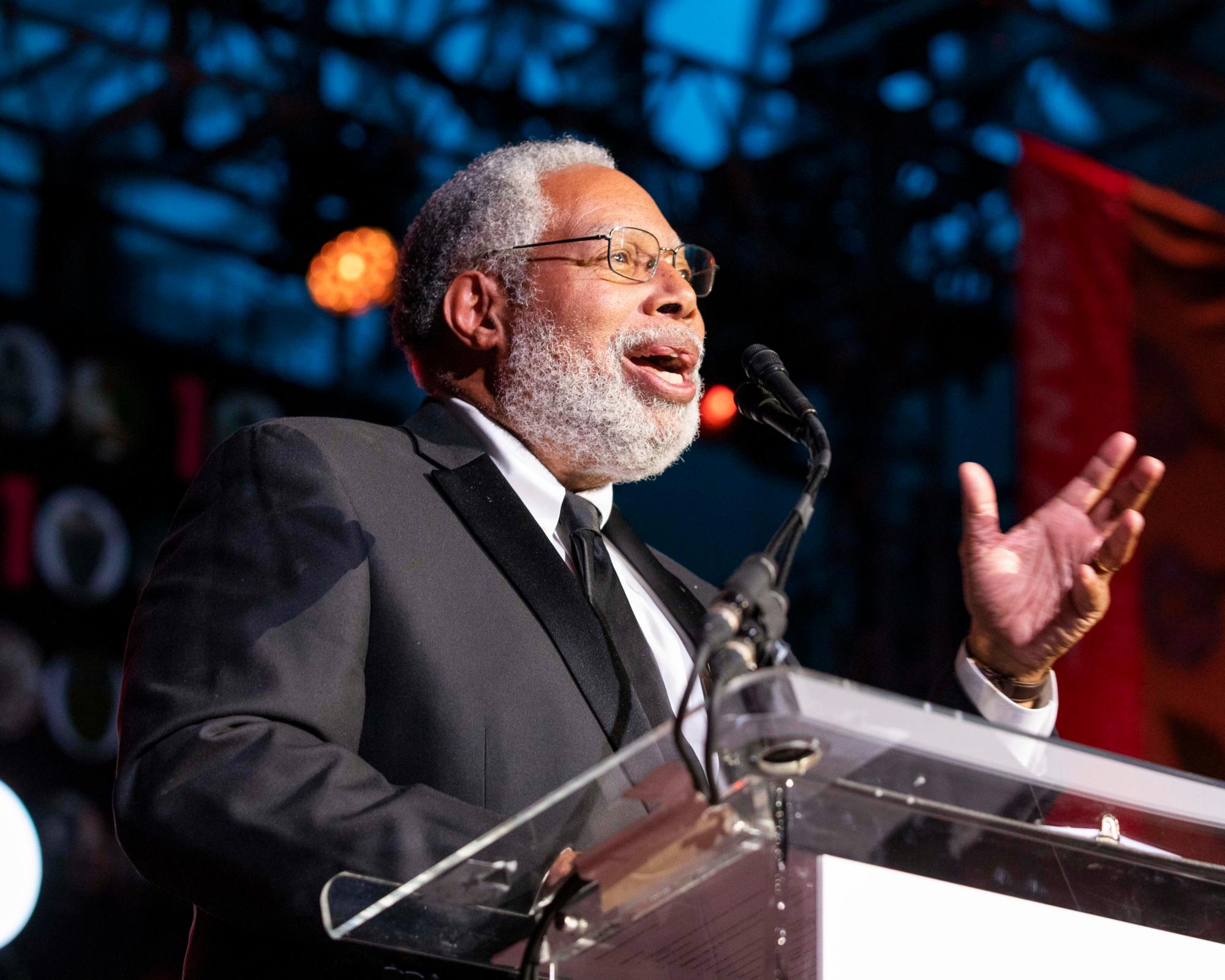 Smithsonian Secretary Lonnie Bunch Announces 2026 Retirement Amid Historical Dispute