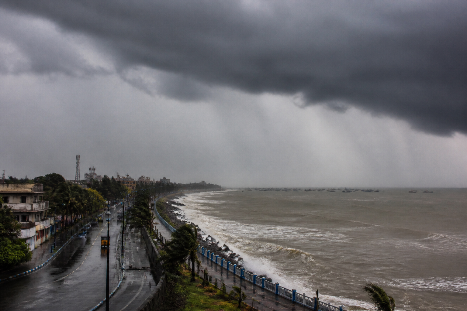 India Meteorological Department Forecasts Heavy Rainfall and Thunderstorms Across Six States