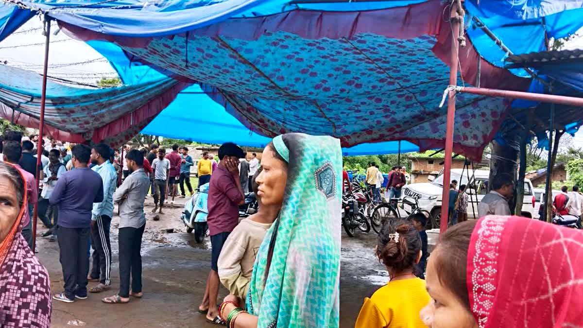 Four Young Men Killed and Three Injured in Mandla Pandal Electrocution