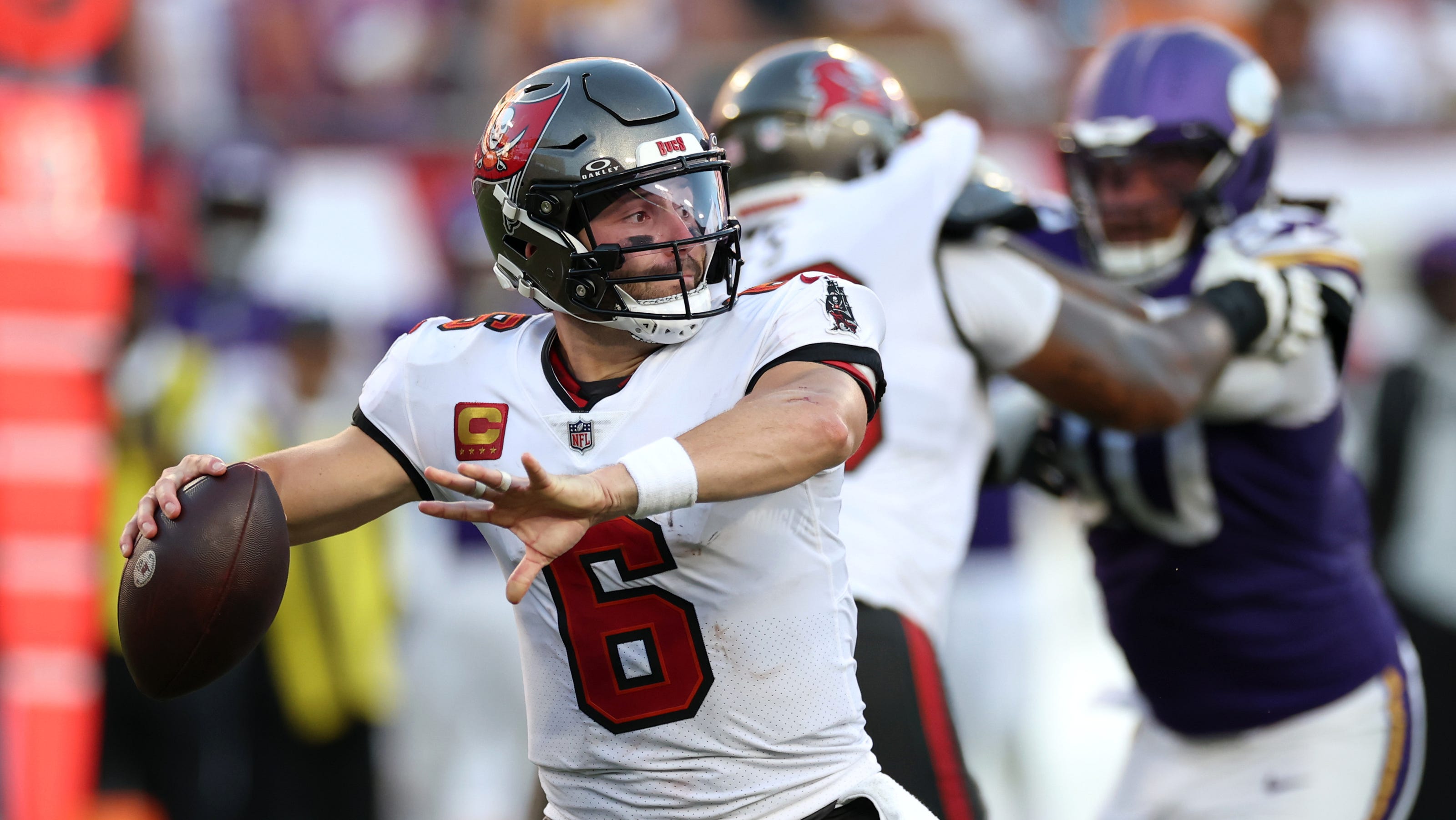 Tampa Bay Buccaneers Quarterback Baker Mayfield Dislocates Thumb in Loss to Minnesota