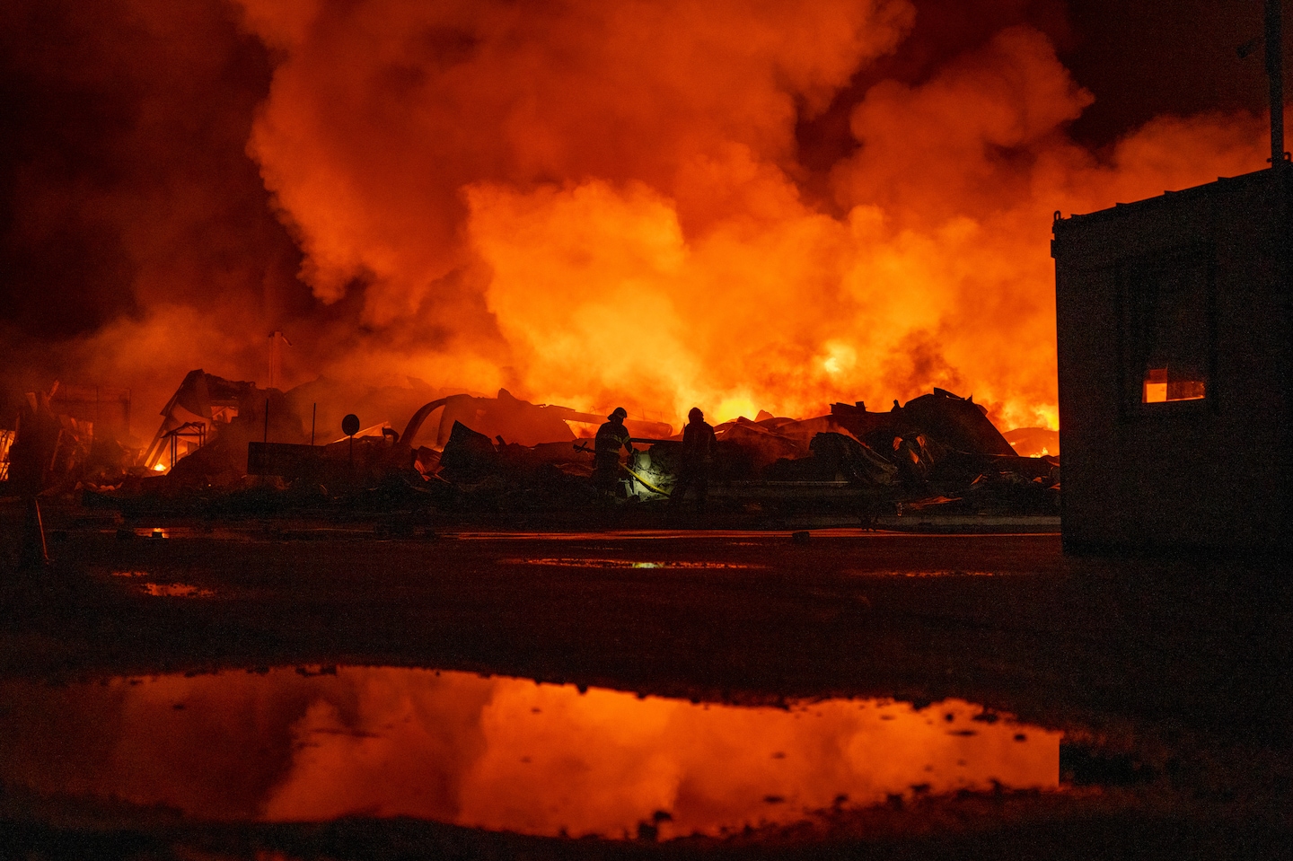 Russian Drone Strikes Set Ukrainian Shopping Mall and Warehouses Ablaze Across Multiple Cities
