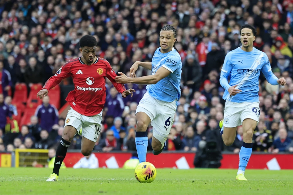 Maresca and Carrick Clash Over Manchester Supremacy Ahead of Old Trafford Derby