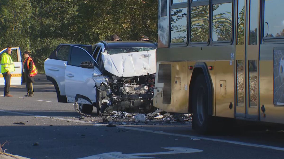Stolen SUV Driver Killed After High-Speed Crash Into Kent Metro Bus