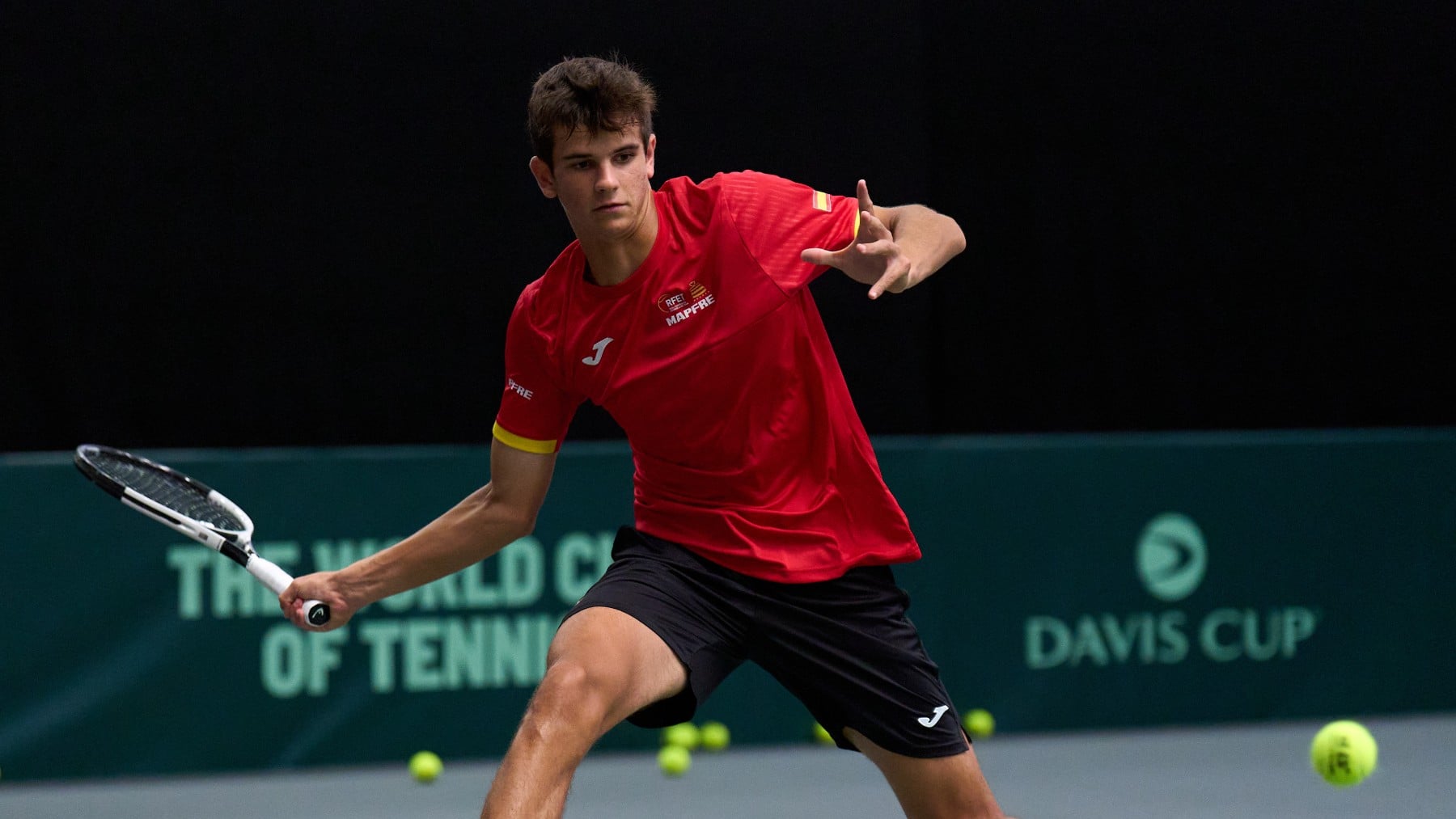 España busca sellar su pase a la fase final de la Copa Davis