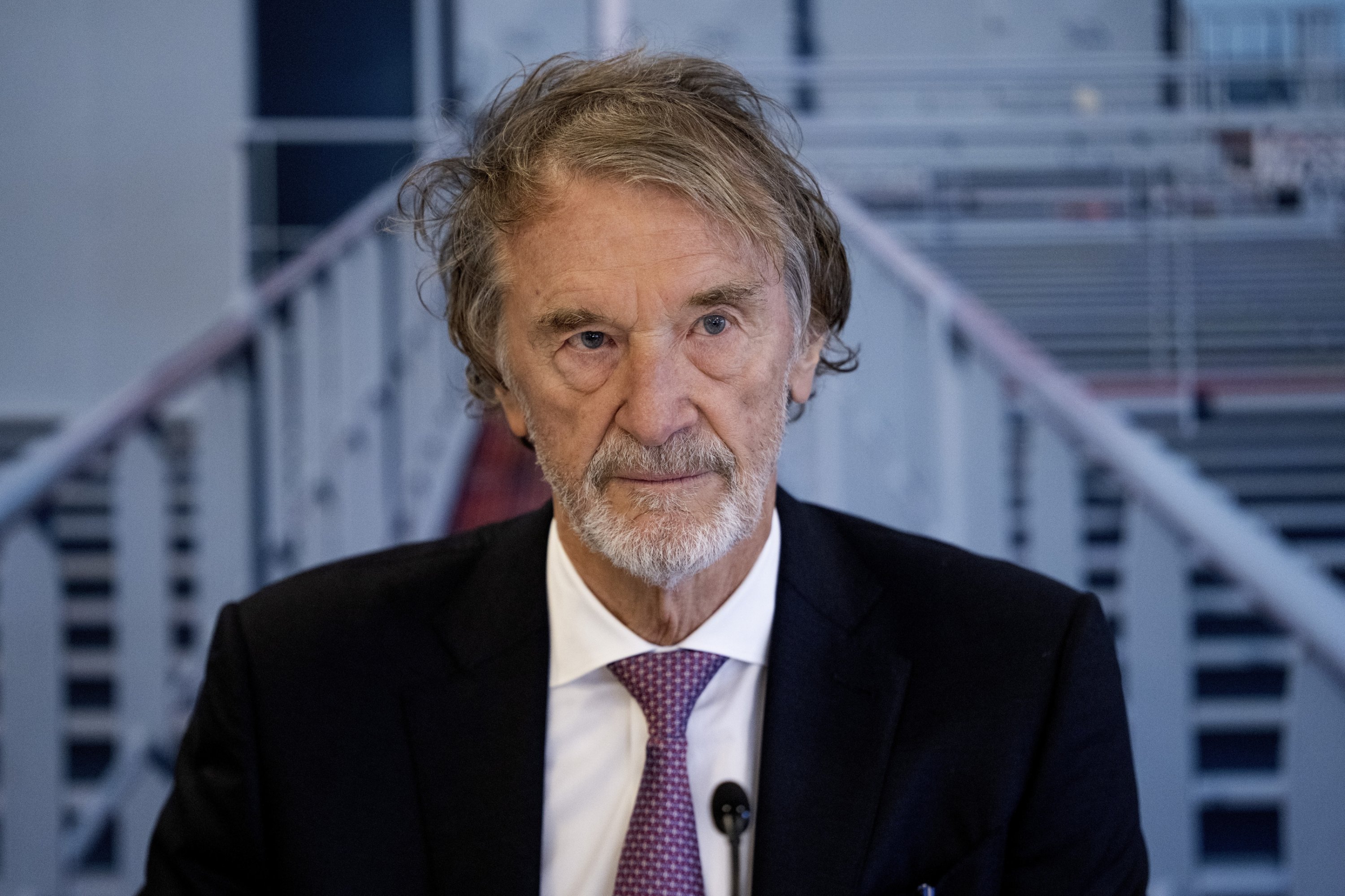Billionaire Ratcliffe Loses Confidence in UK