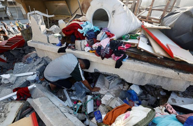 Israeli Airstrike in Gaza City Kills One and Injures Child Amid Continuing Attacks