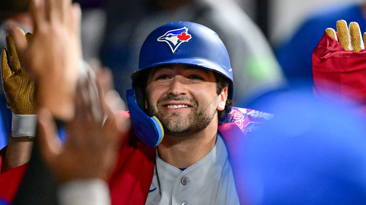 Gavin Williams ties AL strikeout lead as Guardians defeat Blue Jays