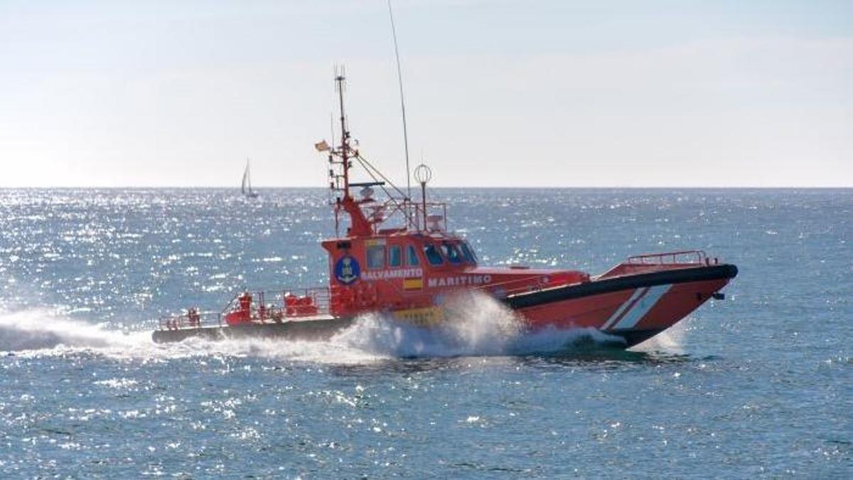 Hallan flotando el cuerpo sin vida de un menor frente a Formentera