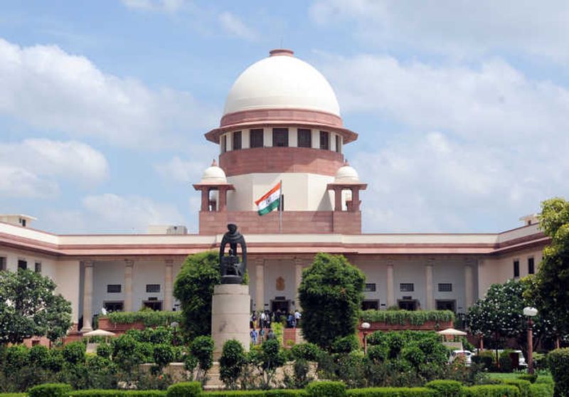 Supreme Court Issues Contempt Notice To Union Education Secretary Over Regulations