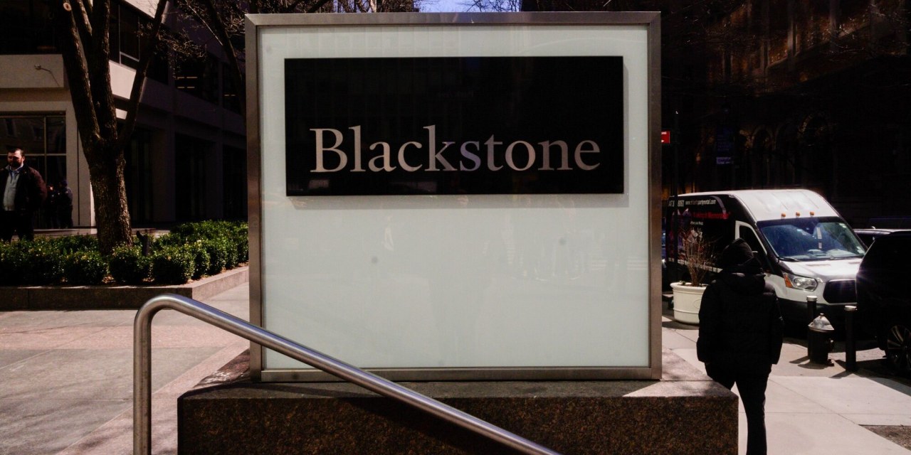 Blackstone Sets 5% Redemption Cap for Private Credit