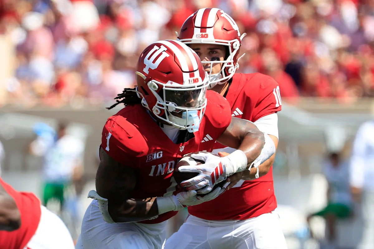 No. 5 Indiana Seeks 18th Straight Win in First Meeting Against Howard