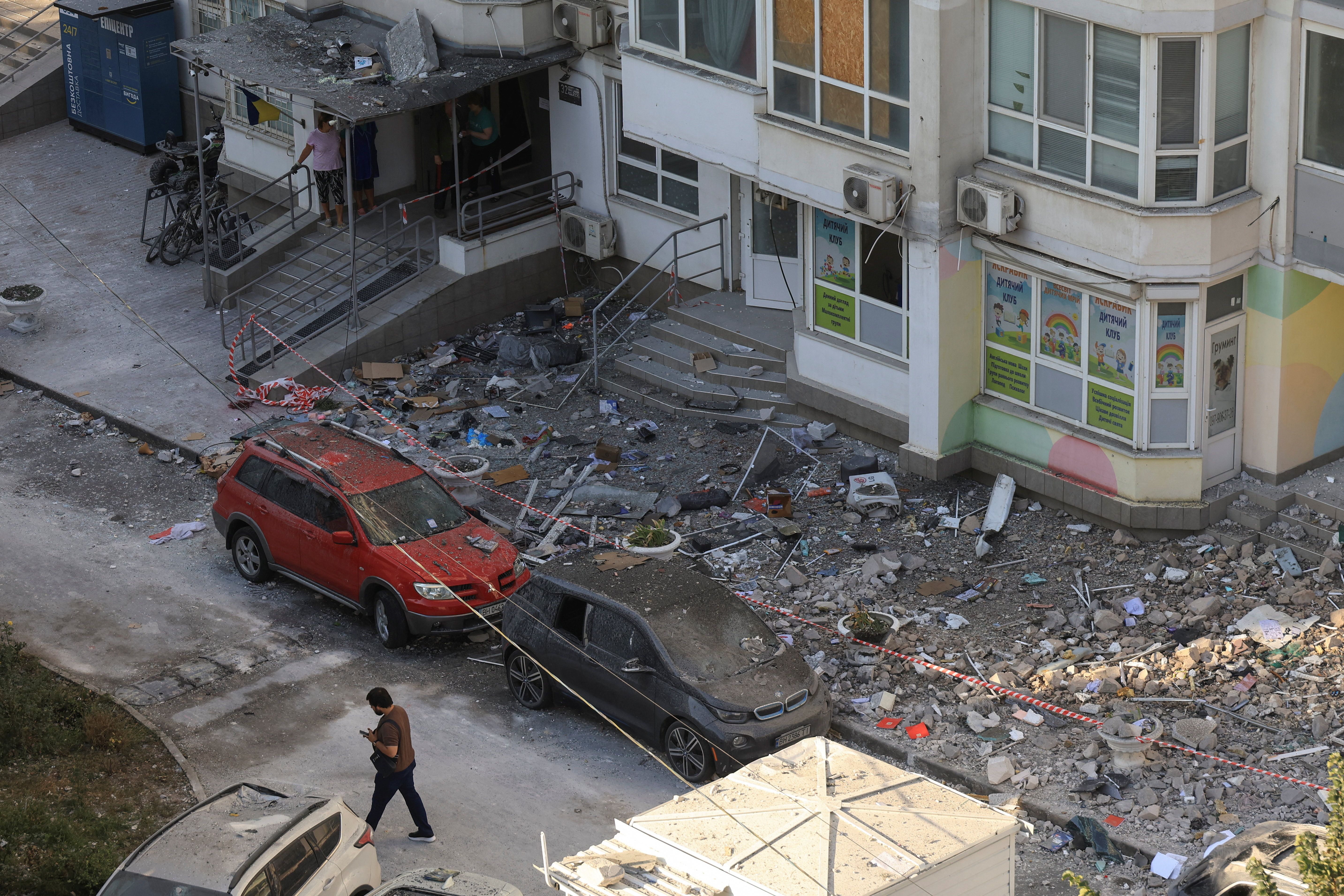 Russian Air Attack Damages Multi-Story Residential Building in Odesa, Injuring Eight People