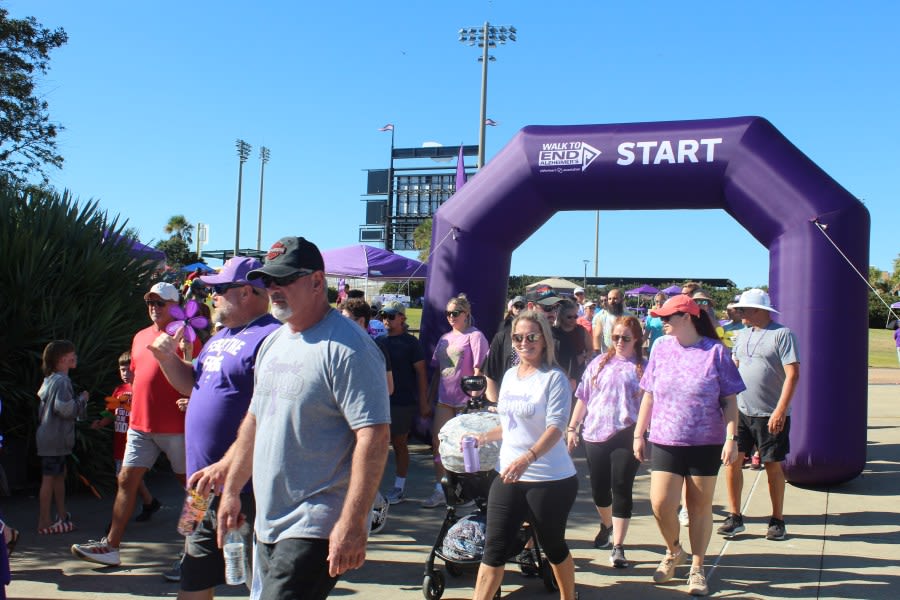 U.S. Alzheimer’s Walks Set Fundraising Goals