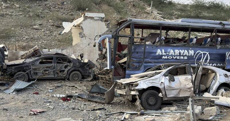 Afghan Defense Ministry Reports Twenty-Eight Fighters Killed Following Cross-Border Raid From Pakistan