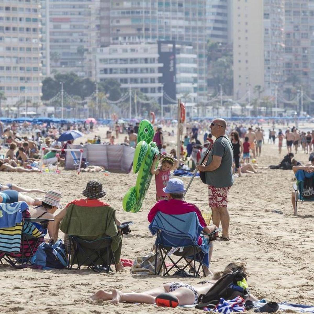 Lloret de Mar, Puerto de la Cruz y Salou superan a Benidorm en el Imserso