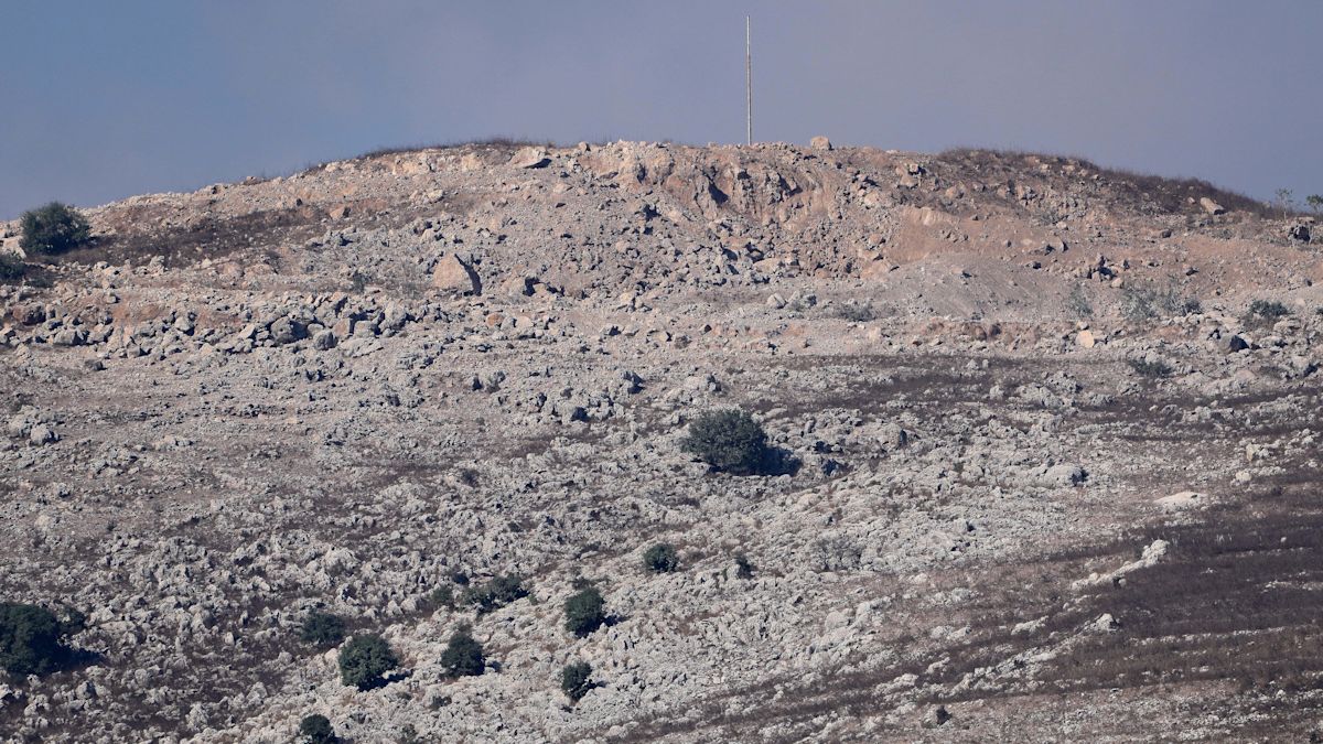 Lebanese President Joseph Aoun Visits Southern Front Amid Renewed Israeli Strikes