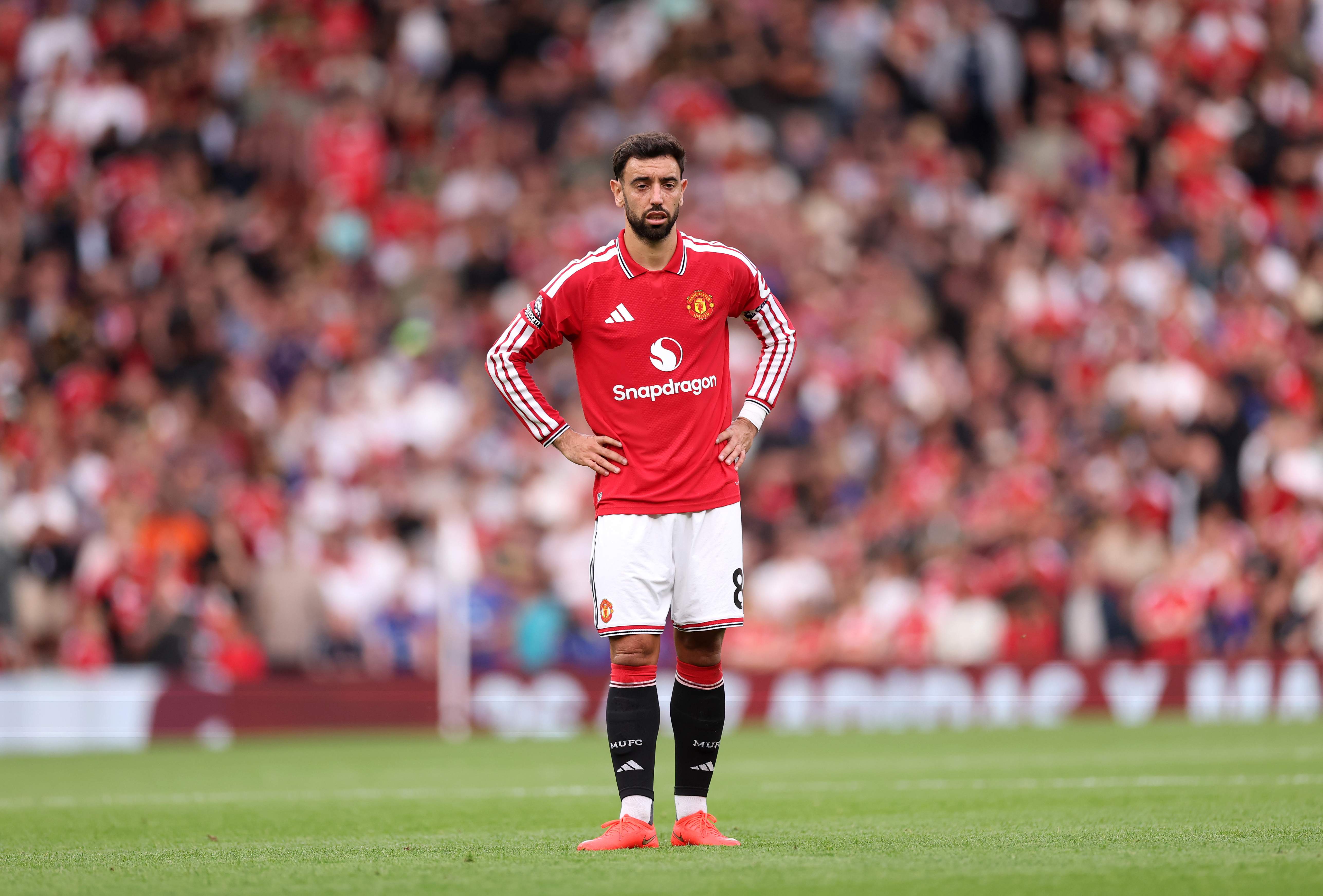 Manchester United Host Brighton in Carabao Cup Seeking Recovery After Derby Defeat