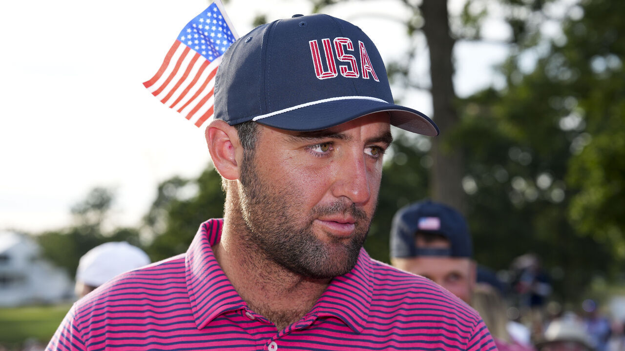 Scottie Scheffler Concedes Putt After Spectator Disrupts Rival at Presidents Cup