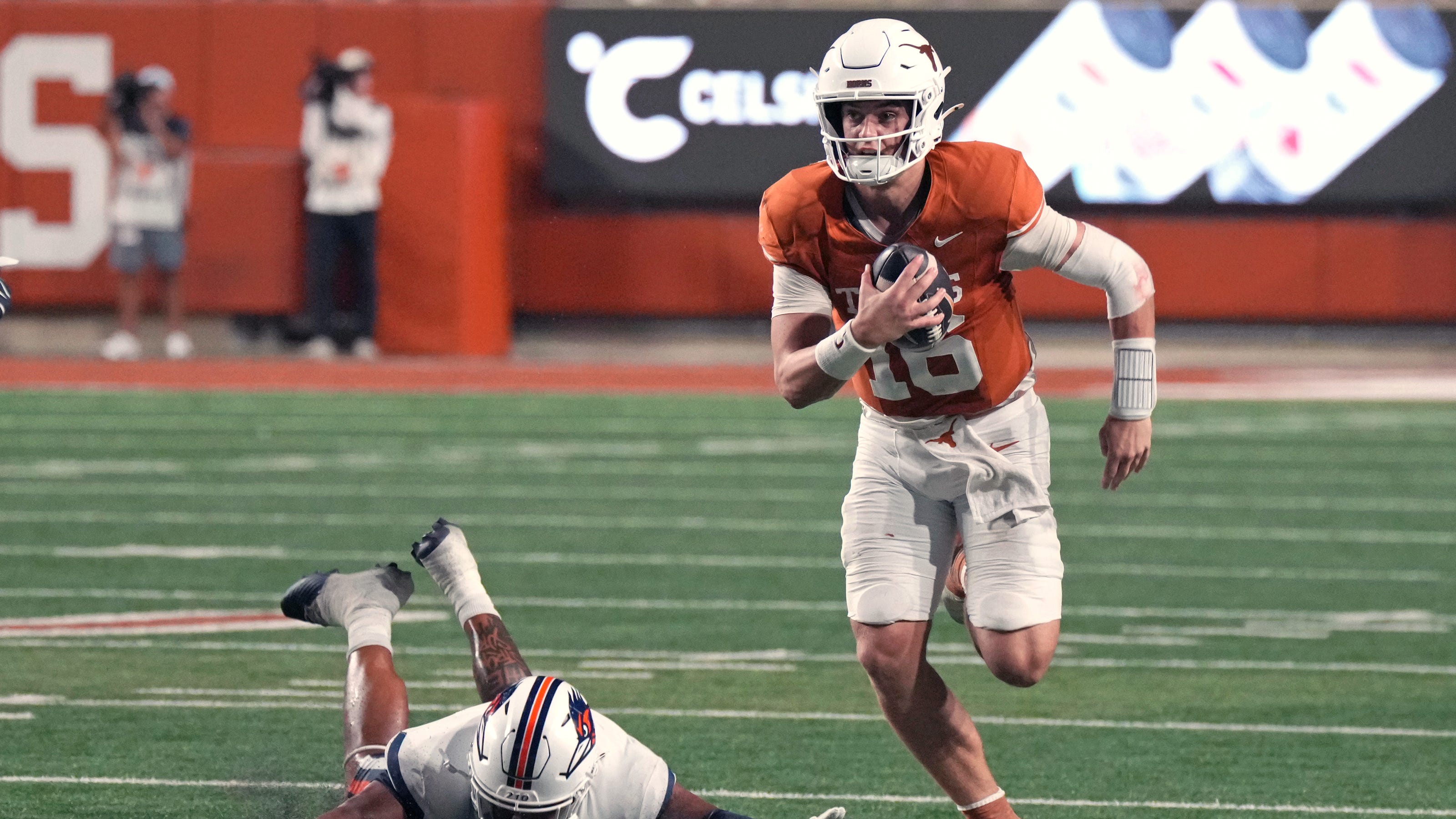 FloCollege Highlights Key Division II and III Football Matchups for September 26