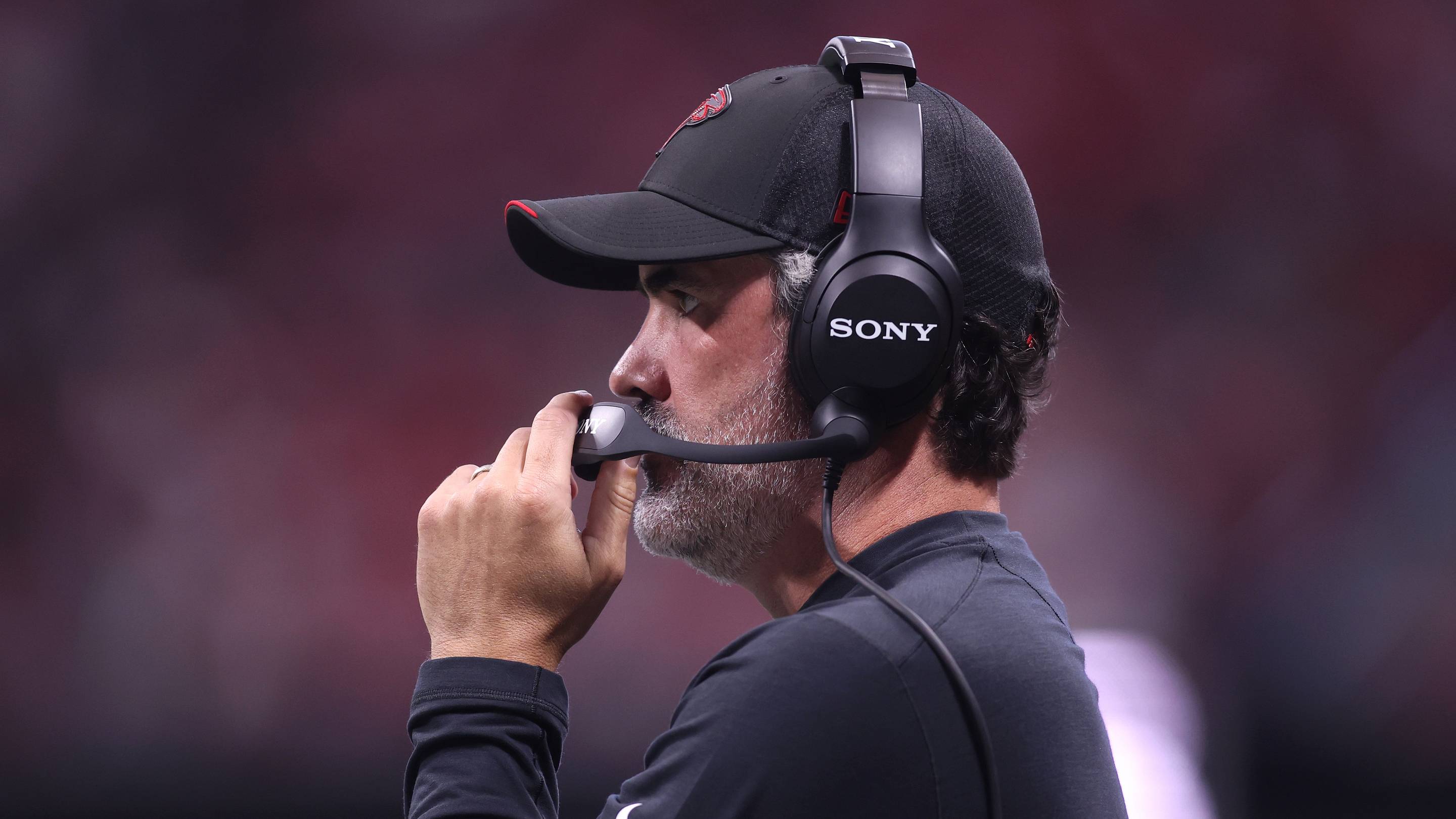 Panthers Rout Falcons 34-3 to Secure Fourth Consecutive Divisional Win