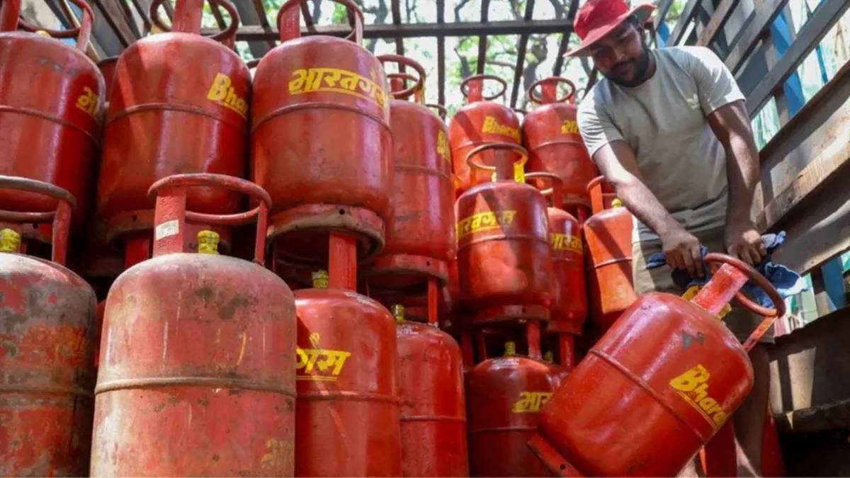 India Plans Aadhaar Authentication for Subsidized LPG