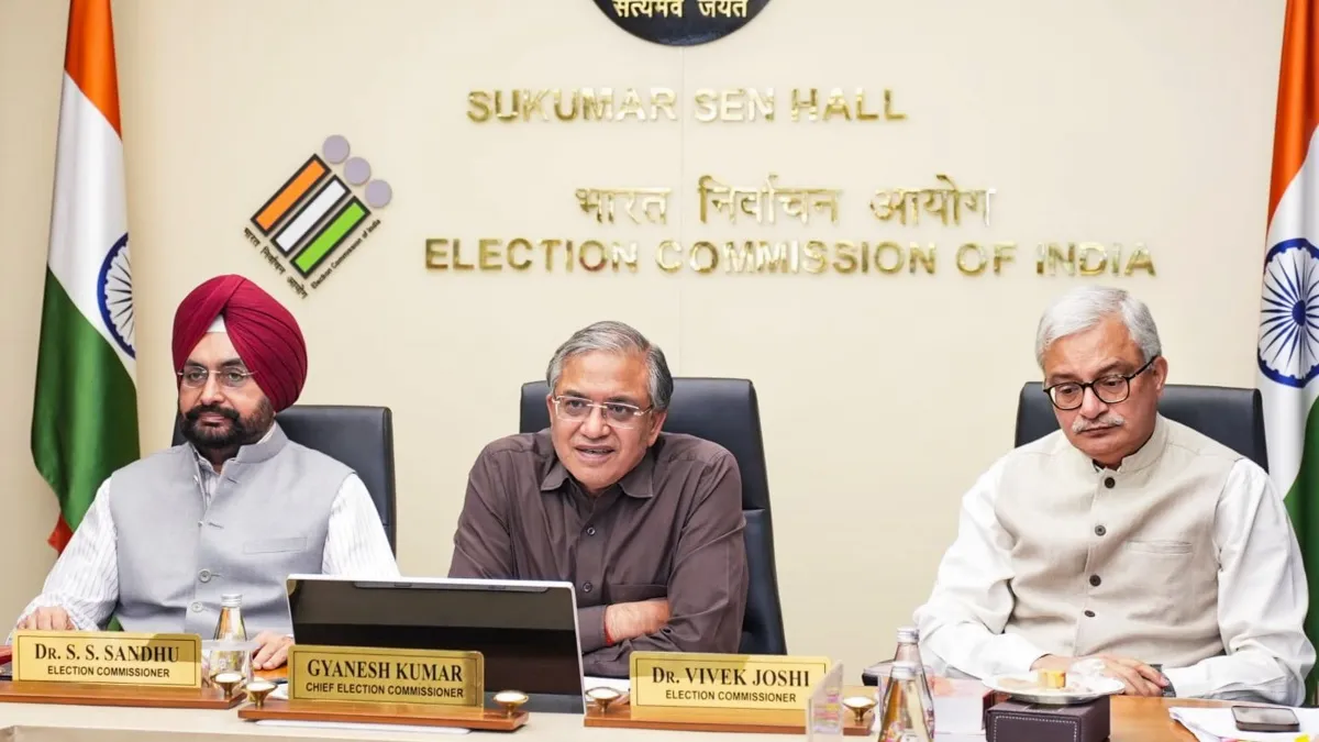 Election Commission denies internal rift over nationwide electoral roll revisions.