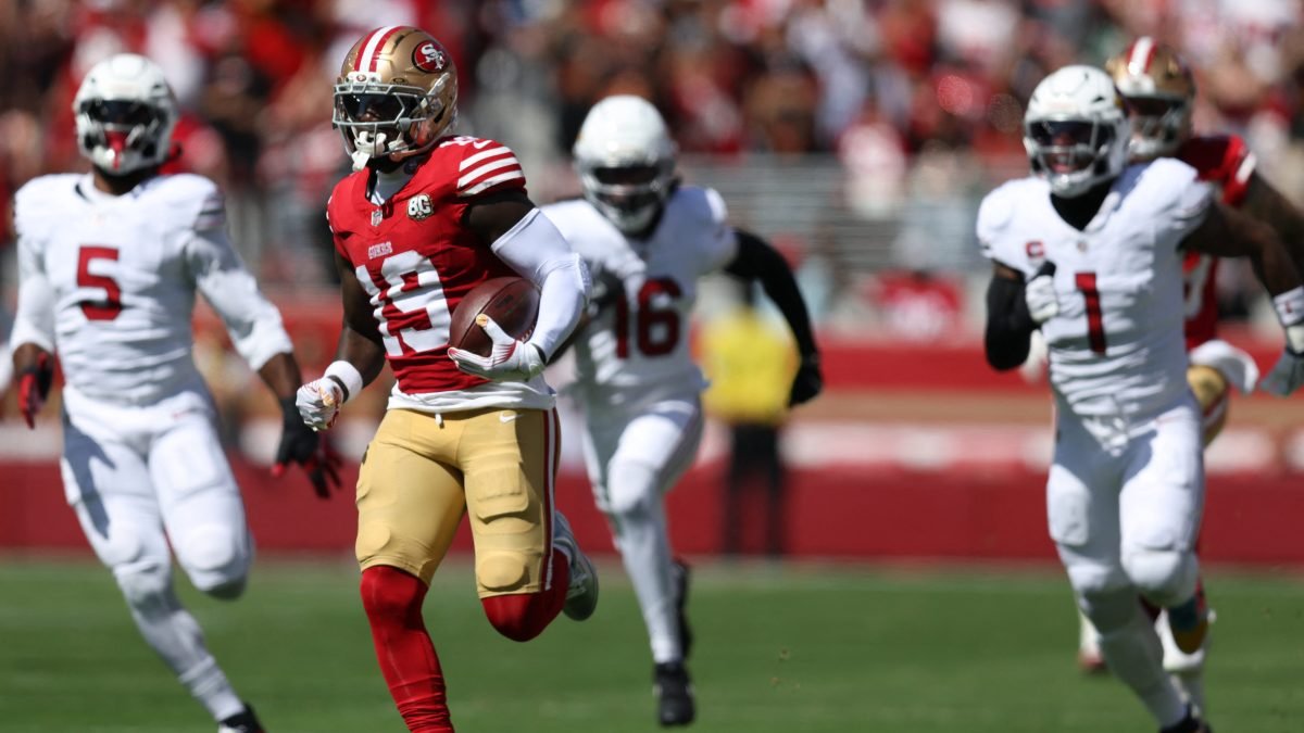 Deebo Samuel sets NFL record for receiving yards without a single catch