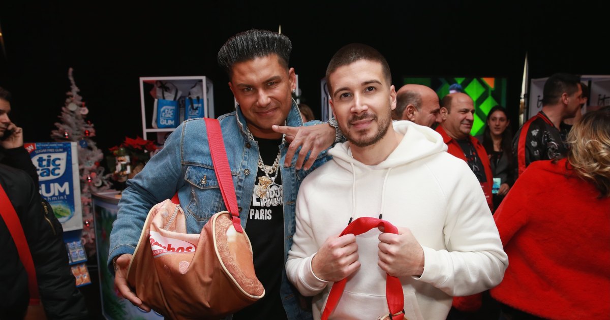 DJ Pauly D Proposes to Longtime Girlfriend Nikki Hall in Las Vegas