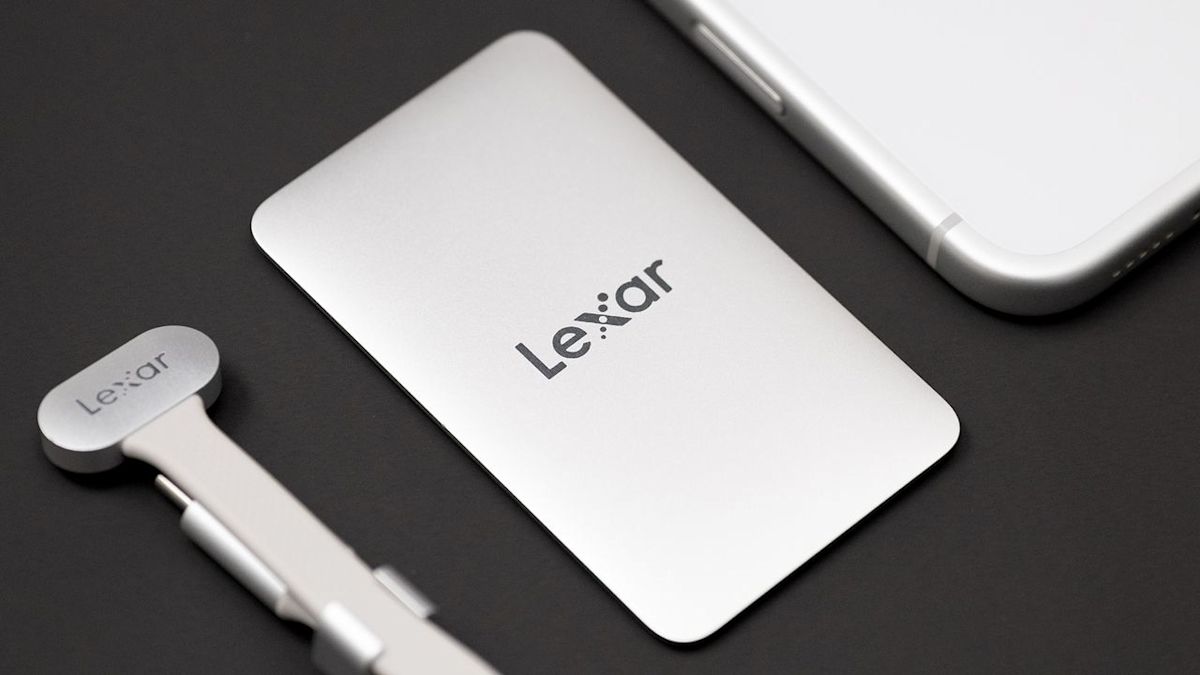 Lexar unveils the credit-card-sized Muse portable SSD designed for seamless mobile video recording.