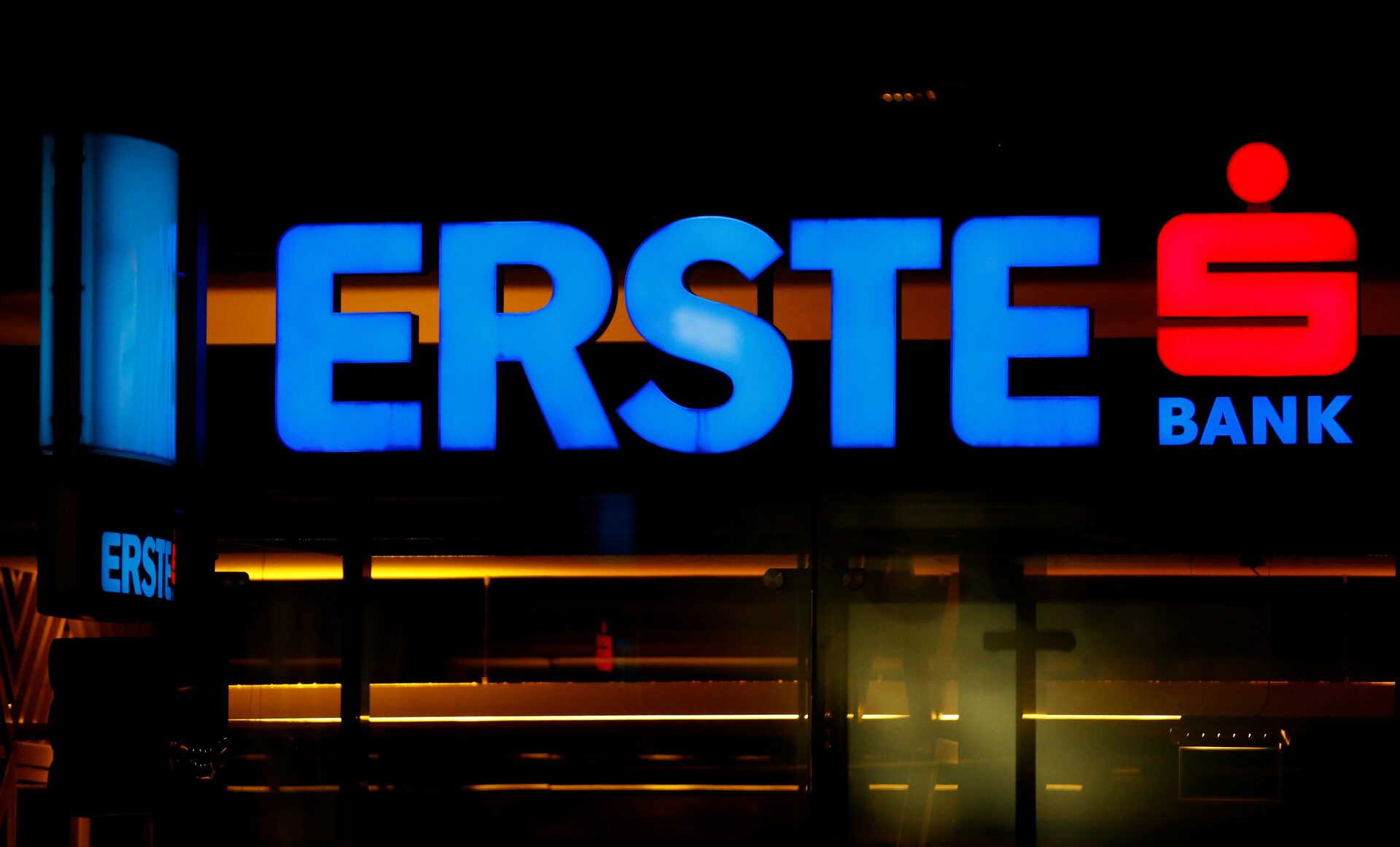 Erste Group Bank revises earnings forecasts for Shell, Unilever, and other major companies.